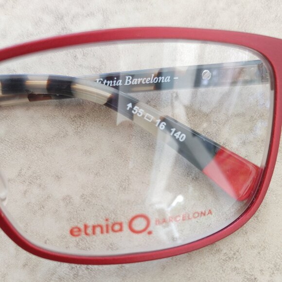 Etnia Barcelona Hamburg frames NWOT - Picture 3 of 4